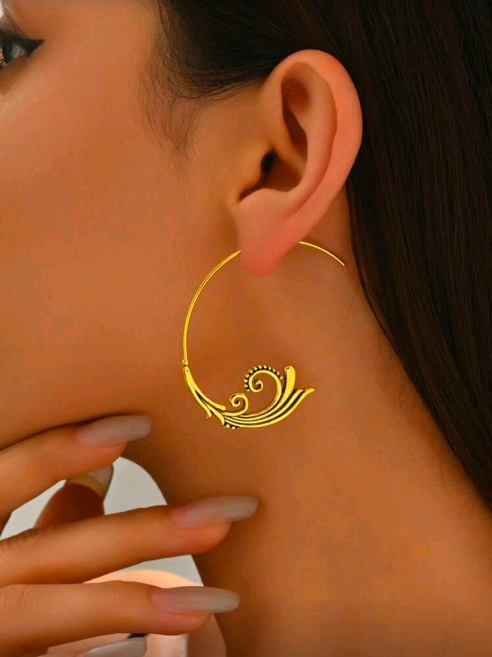Elegant Gold Wave Hoop Earrings - Women Jewelry